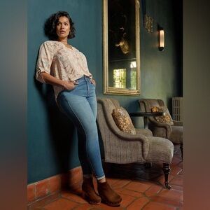 Torrid Bombshell Skinny Premium Stretch High-Rise Jean Size 18